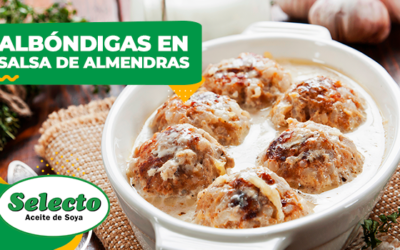 Albóndigas en salsa de almendras